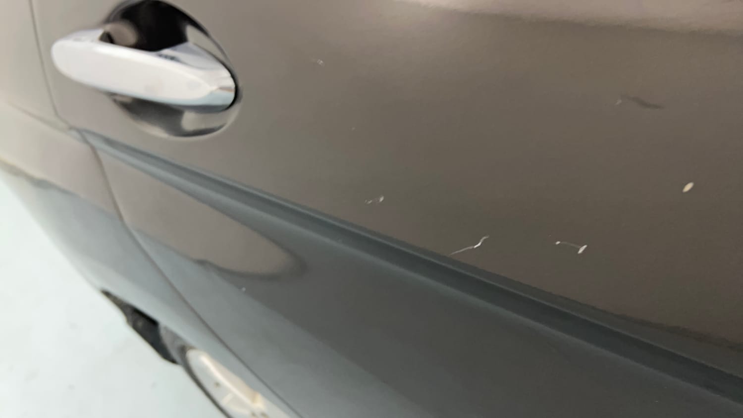 Used 2014 Honda City V Petrol Manual dents MINOR SCRATCH
