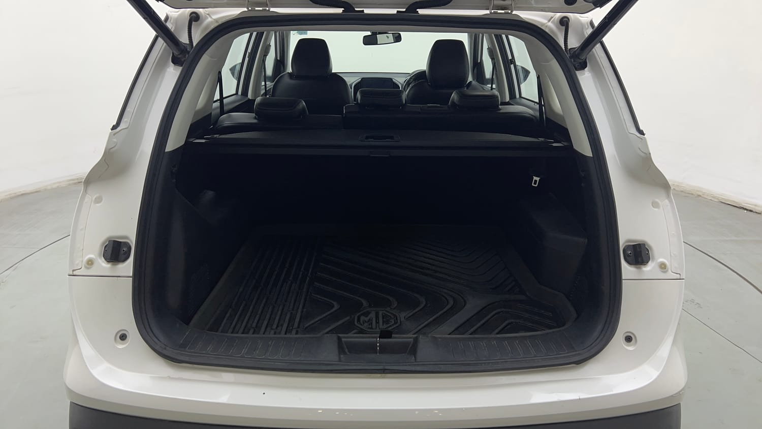 Used 2021 MG Motors Hector Sharp 1.5 Petrol Turbo DCT Petrol Automatic interior DICKY INSIDE VIEW