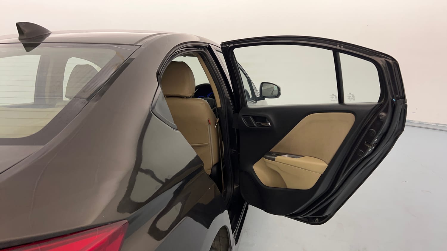 Used 2014 Honda City V Petrol Manual interior RIGHT REAR DOOR OPEN VIEW