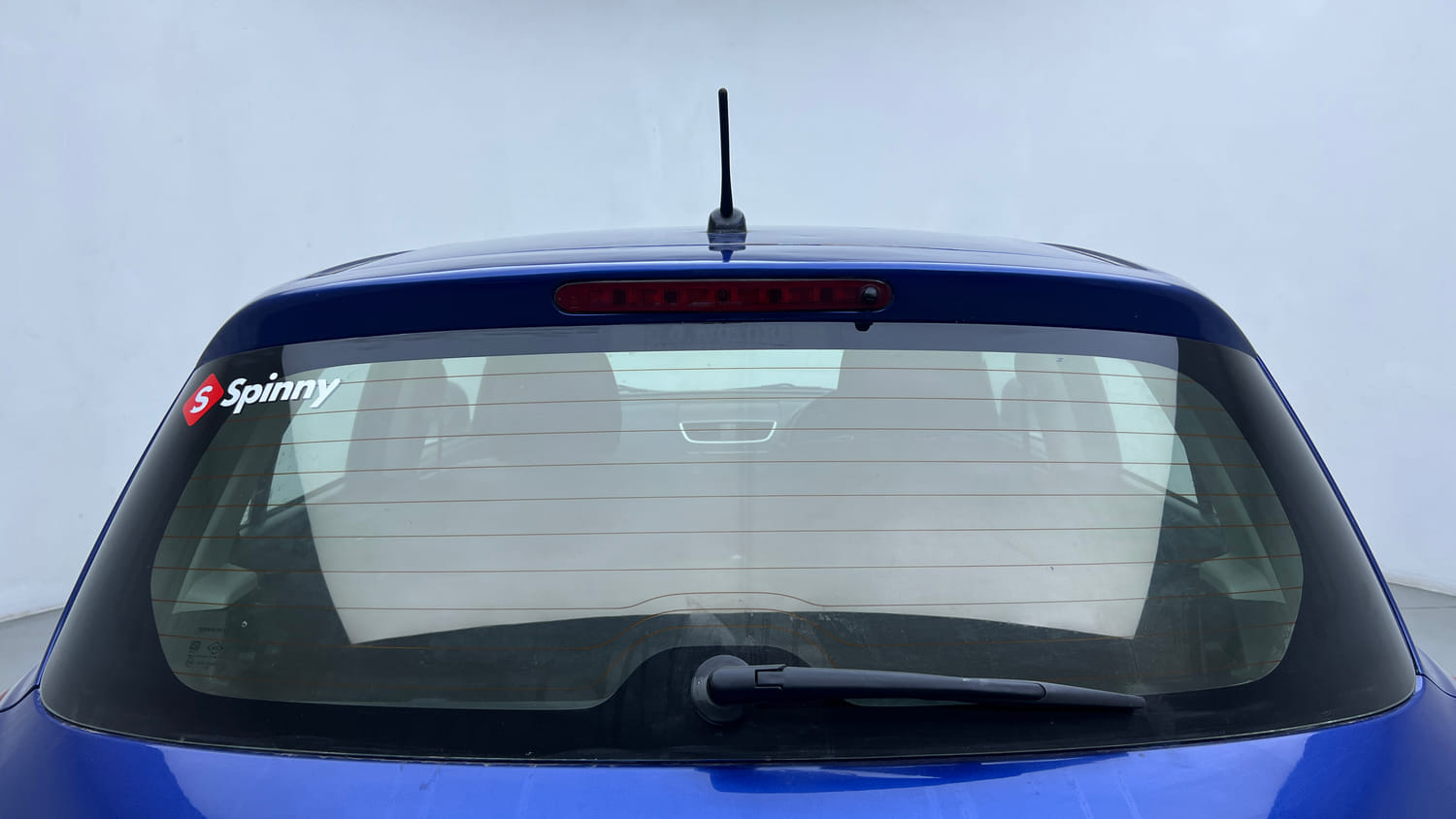 Used 2012 Maruti Suzuki Swift ZDi Diesel Manual exterior BACK WINDSHIELD VIEW