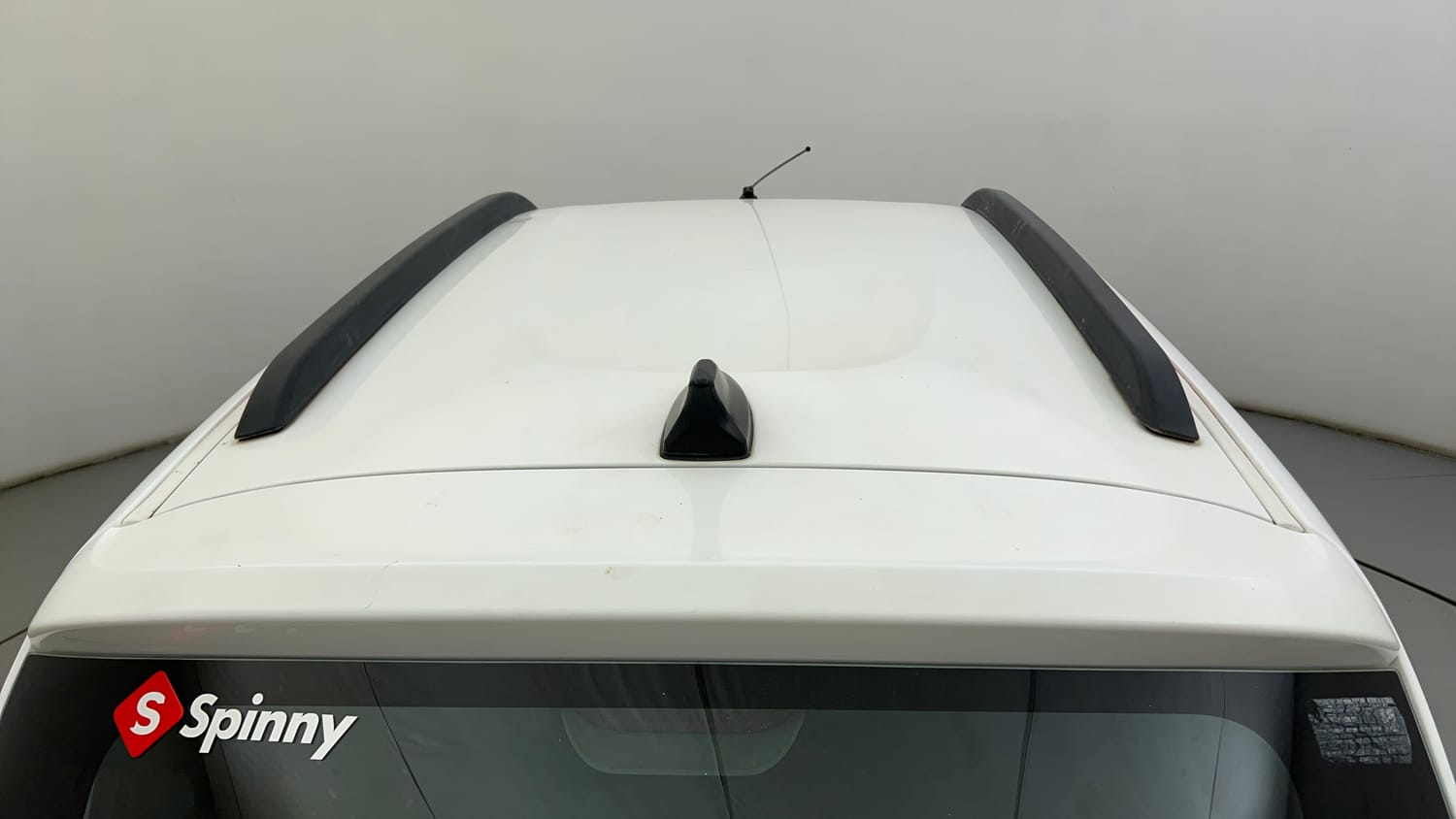Used 2018 Renault Kwid RXT (O) 1.0 SCE Edition Petrol Manual exterior EXTERIOR ROOF VIEW