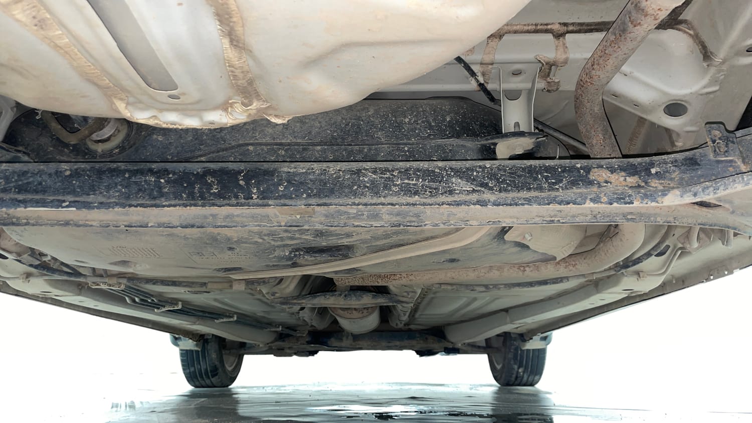 Used 2021 Maruti Suzuki Baleno Zeta Petrol Manual extra REAR UNDERBODY VIEW (TAKEN FROM REAR)
