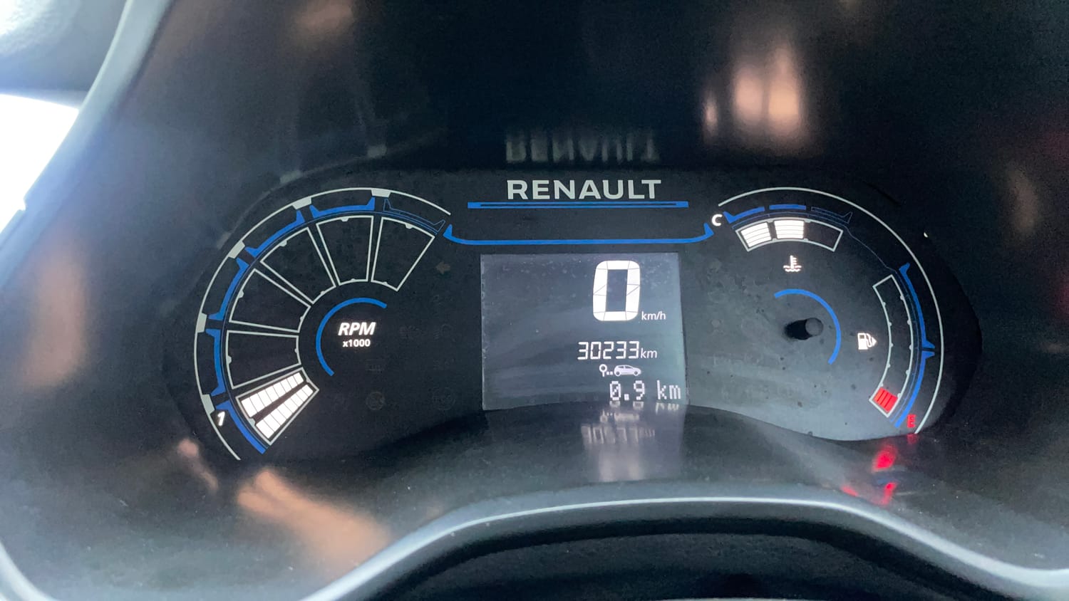 Used 2020 Renault Triber RXZ Petrol Manual interior CLUSTERMETER VIEW