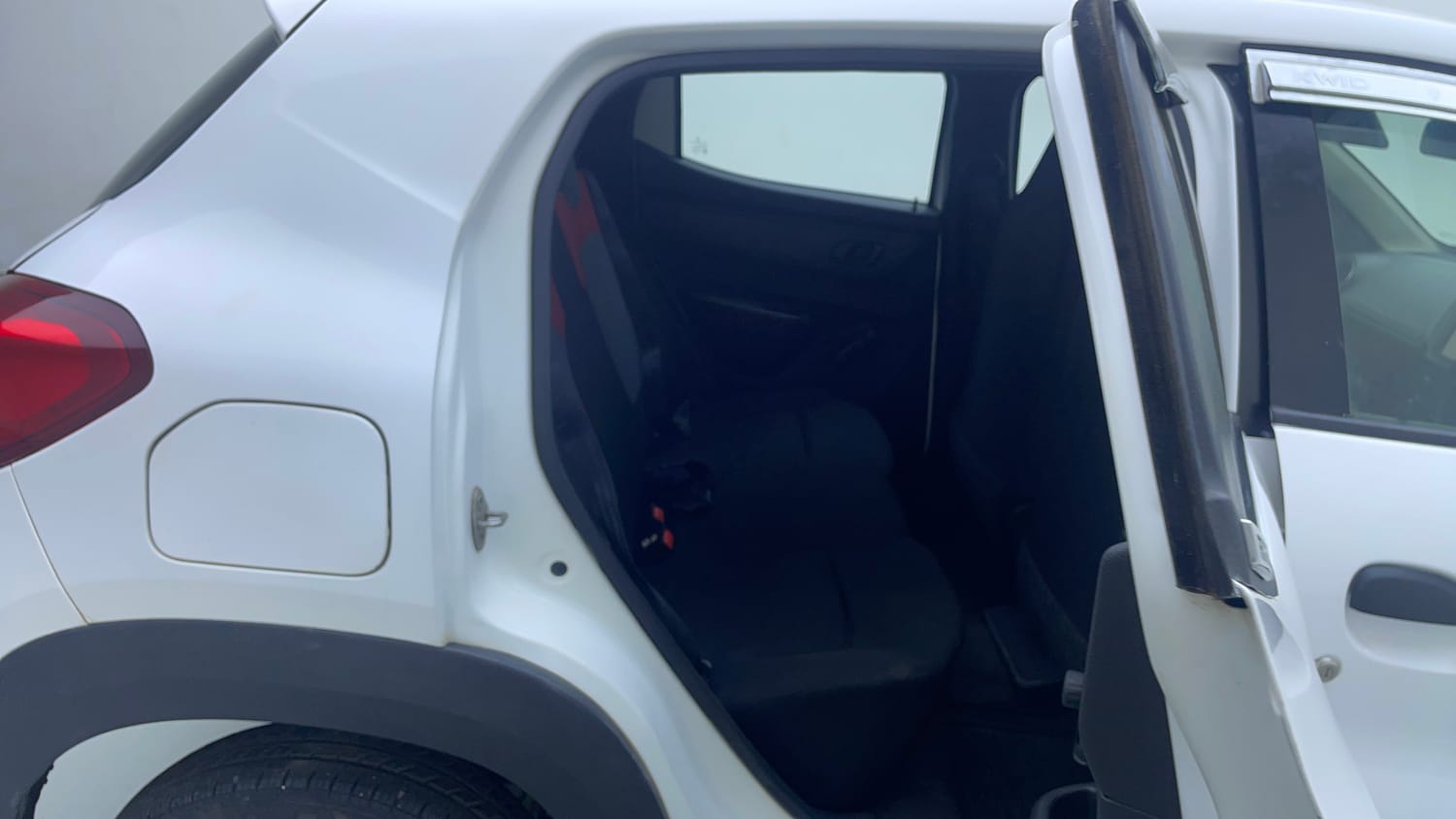 Used 2018 Renault Kwid 1.0 RXT AMT Opt Petrol Automatic interior RIGHT SIDE REAR DOOR CABIN VIEW