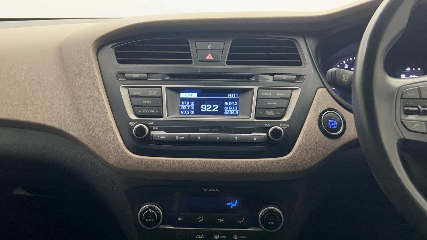 Used 2014 Hyundai Elite i20 Asta 1.2 Petrol Manual top_features Integrated (in-dash) music system