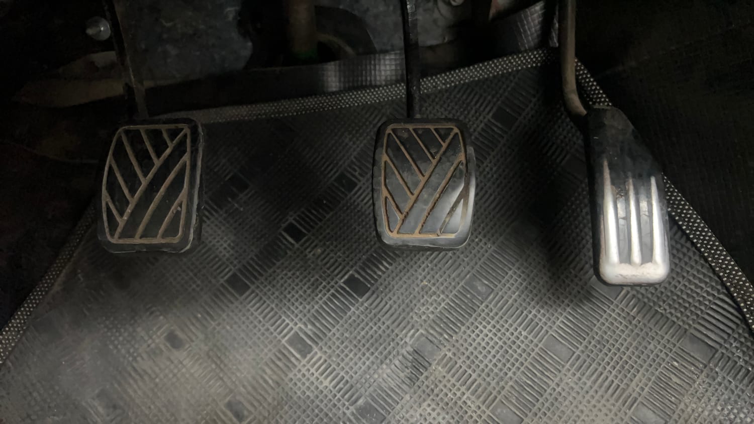 Used 2013 Maruti Suzuki A-Star VXI Petrol Manual interior PEDALS VIEW