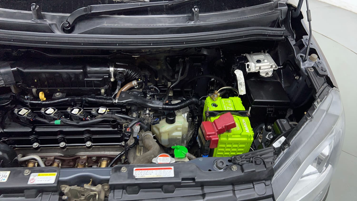 Used 2020 Maruti Suzuki Wagon R 1.0 VXi (O) 1.0 AMT Petrol Automatic engine ENGINE LEFT SIDE VIEW