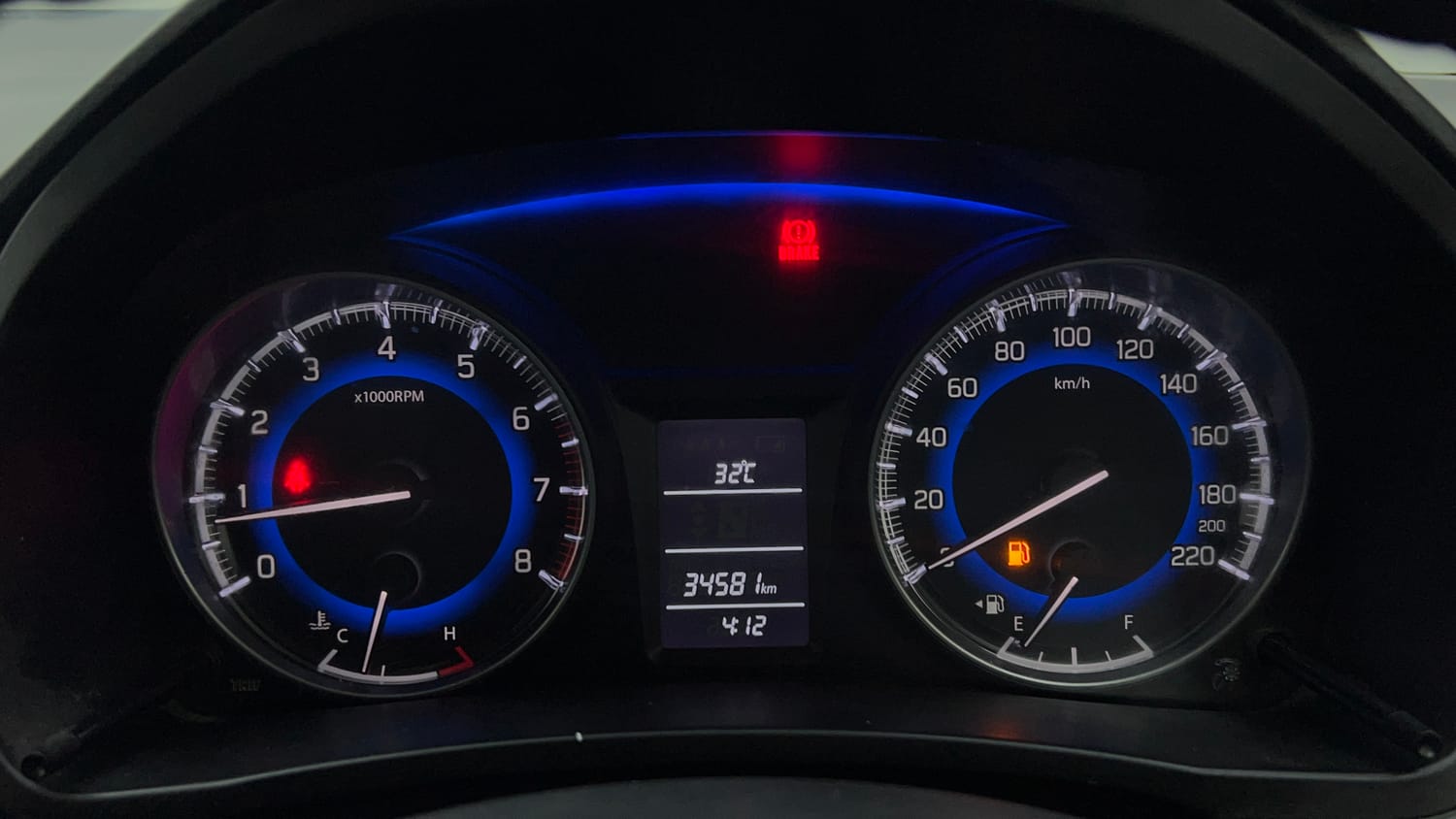 Used 2016 Maruti Suzuki Baleno Delta 1.2 Petrol Manual interior CLUSTERMETER VIEW