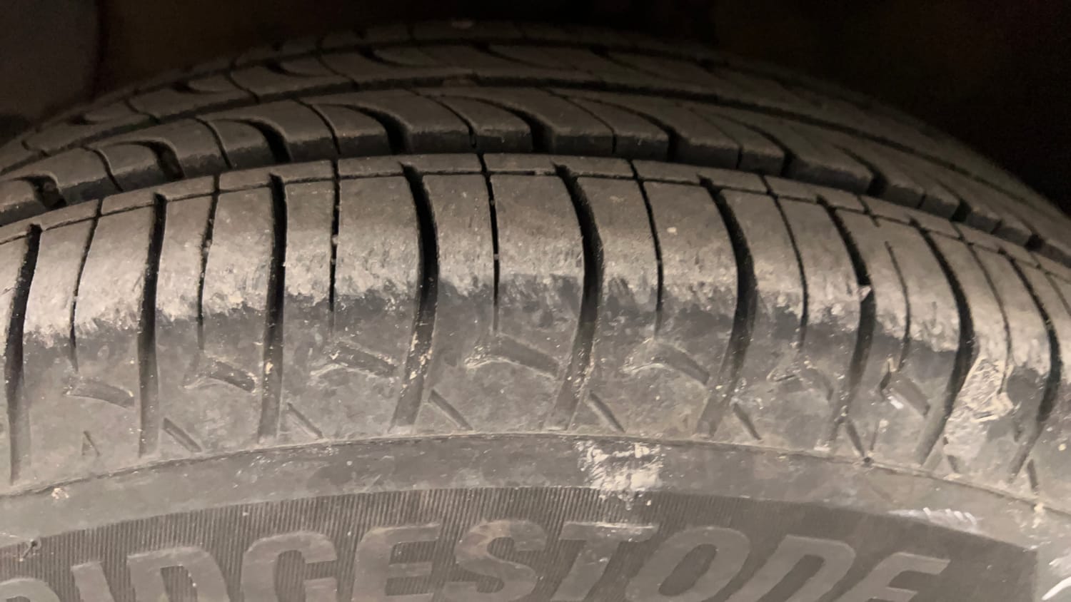 Used 2019 Hyundai Grand i10 Magna 1.2 Kappa VTVT CNG Cng Manual tyres LEFT FRONT TYRE TREAD VIEW