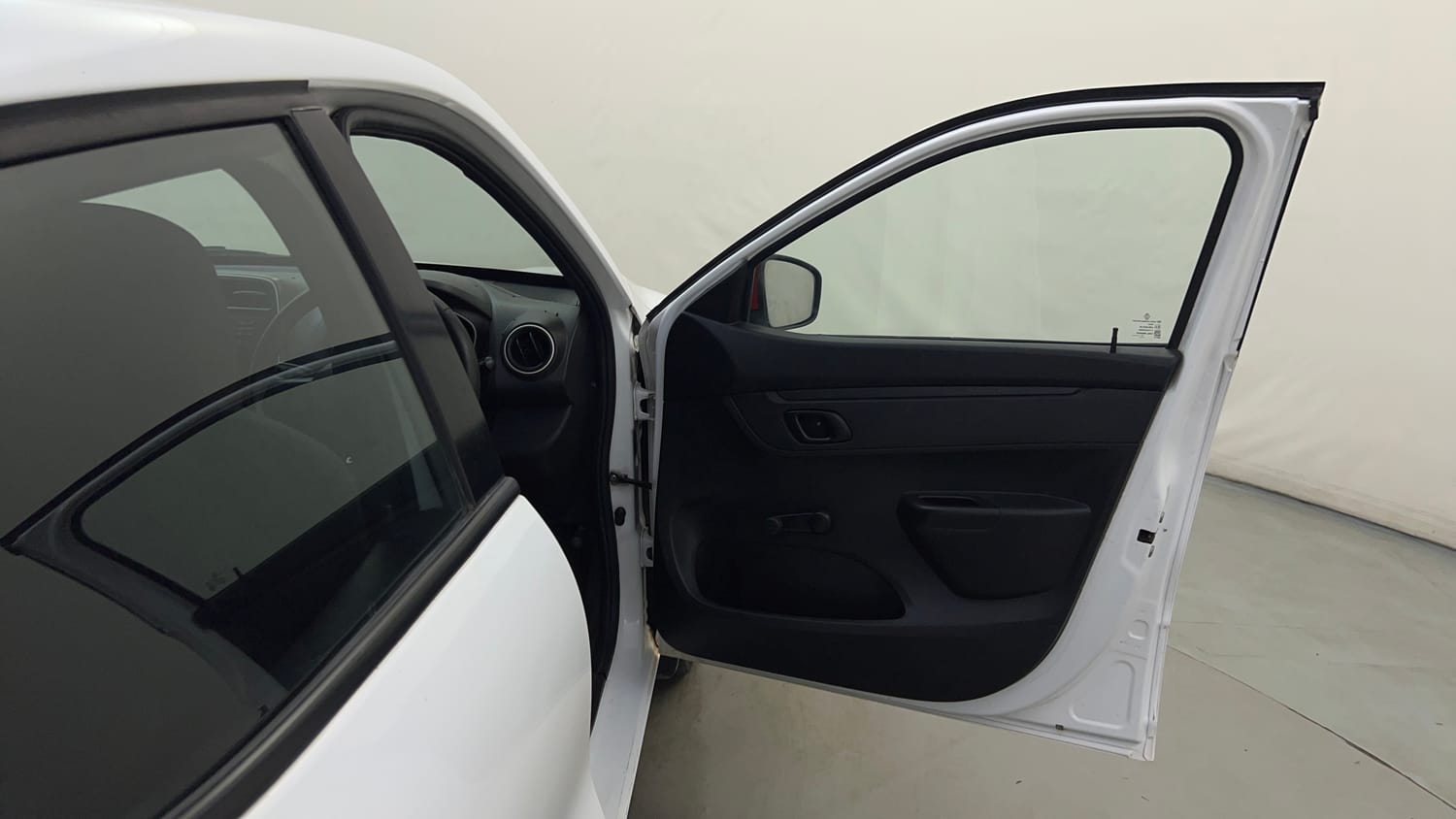 Used 2018 renault Kwid 1.0 RXL Anniversary Edition Petrol Manual interior RIGHT FRONT DOOR OPEN VIEW