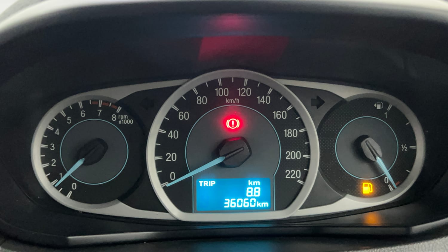 Used 2018 Ford Figo Titanium 1.2 Ti-VCT Petrol Manual interior CLUSTERMETER VIEW