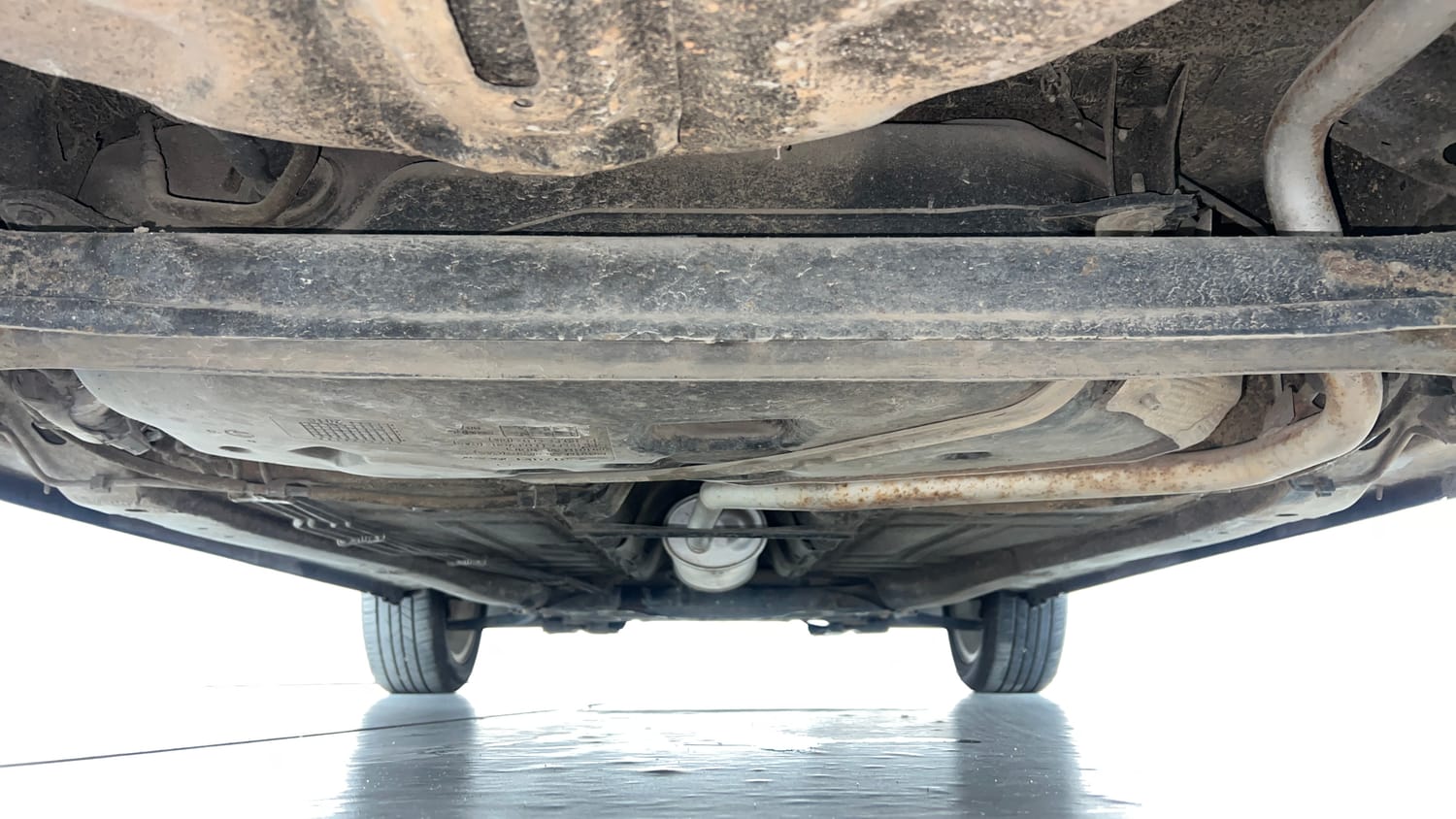 Used 2016 Maruti Suzuki Baleno Zeta 1.2 Petrol Manual extra REAR UNDERBODY VIEW (TAKEN FROM REAR)
