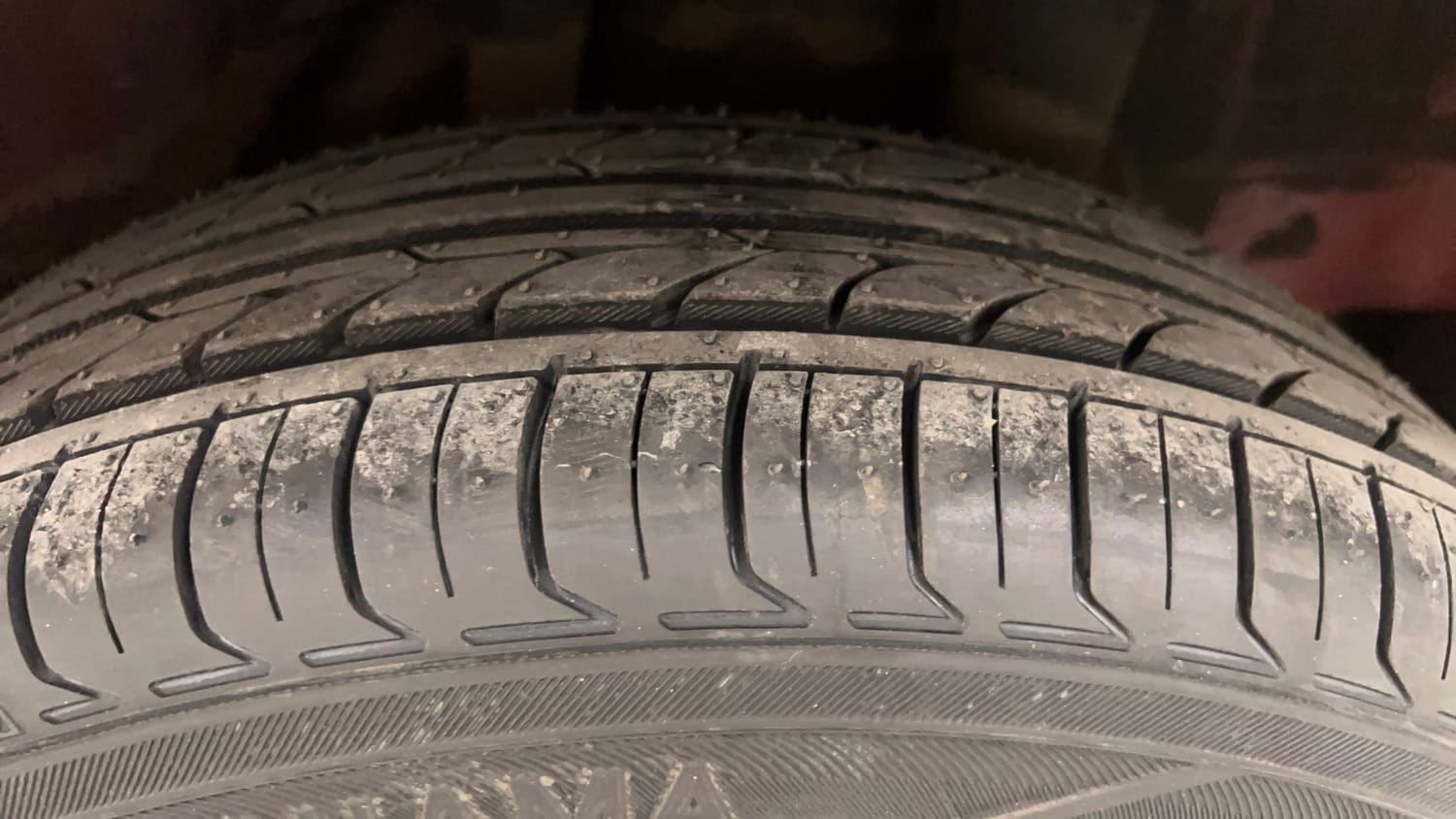 Used 2017 Honda Brio VX AT Petrol Automatic tyres LEFT REAR TYRE TREAD VIEW