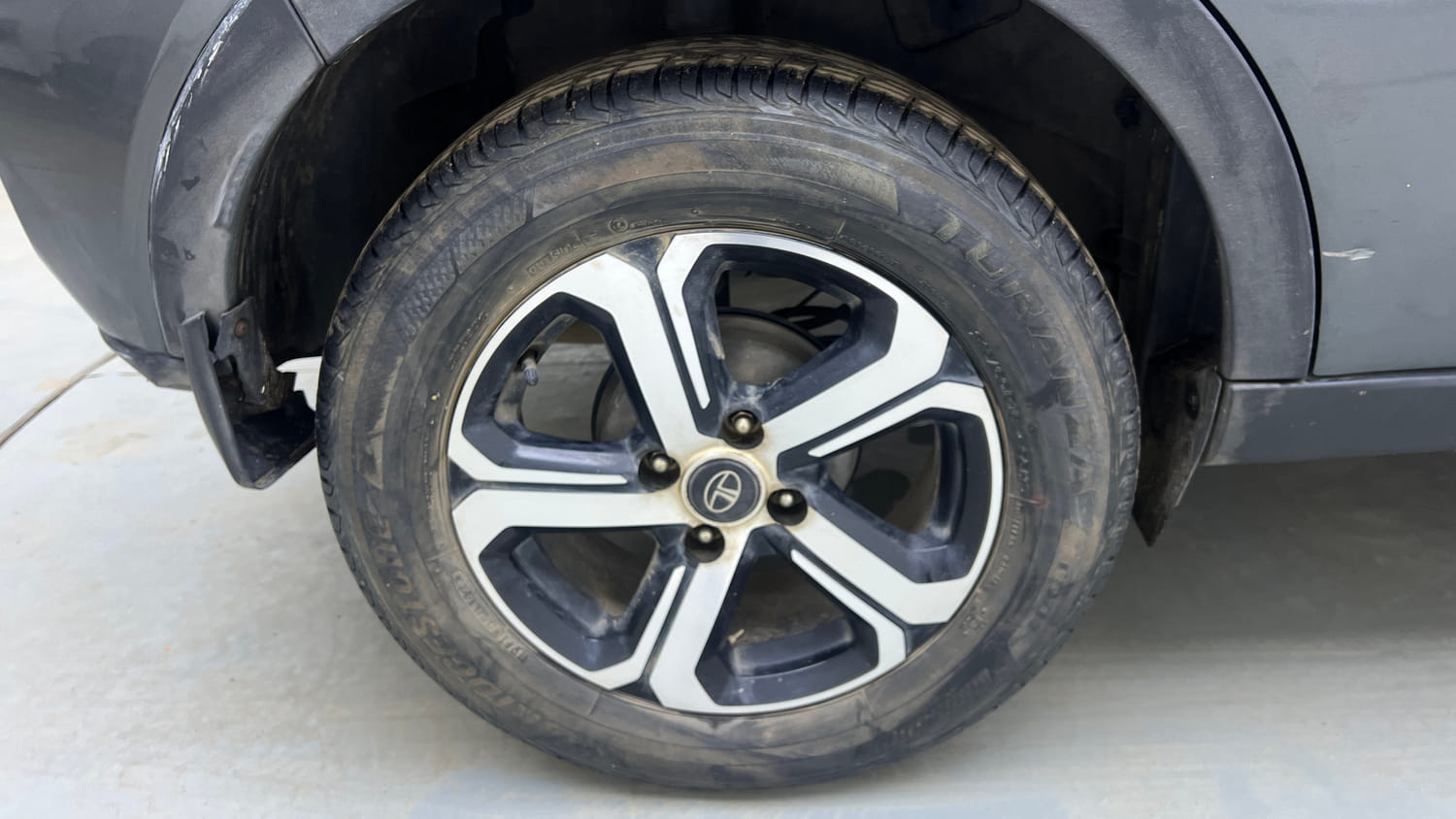 Used 2023 Tata Nexon XZ Plus (L) Petrol Manual tyres RIGHT REAR TYRE RIM VIEW
