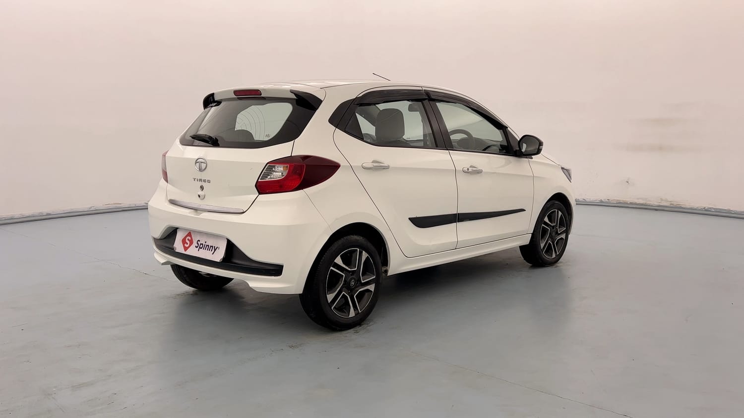 Used 2022 Tata Tiago XZ Plus Petrol Manual exterior RIGHT REAR CORNER VIEW