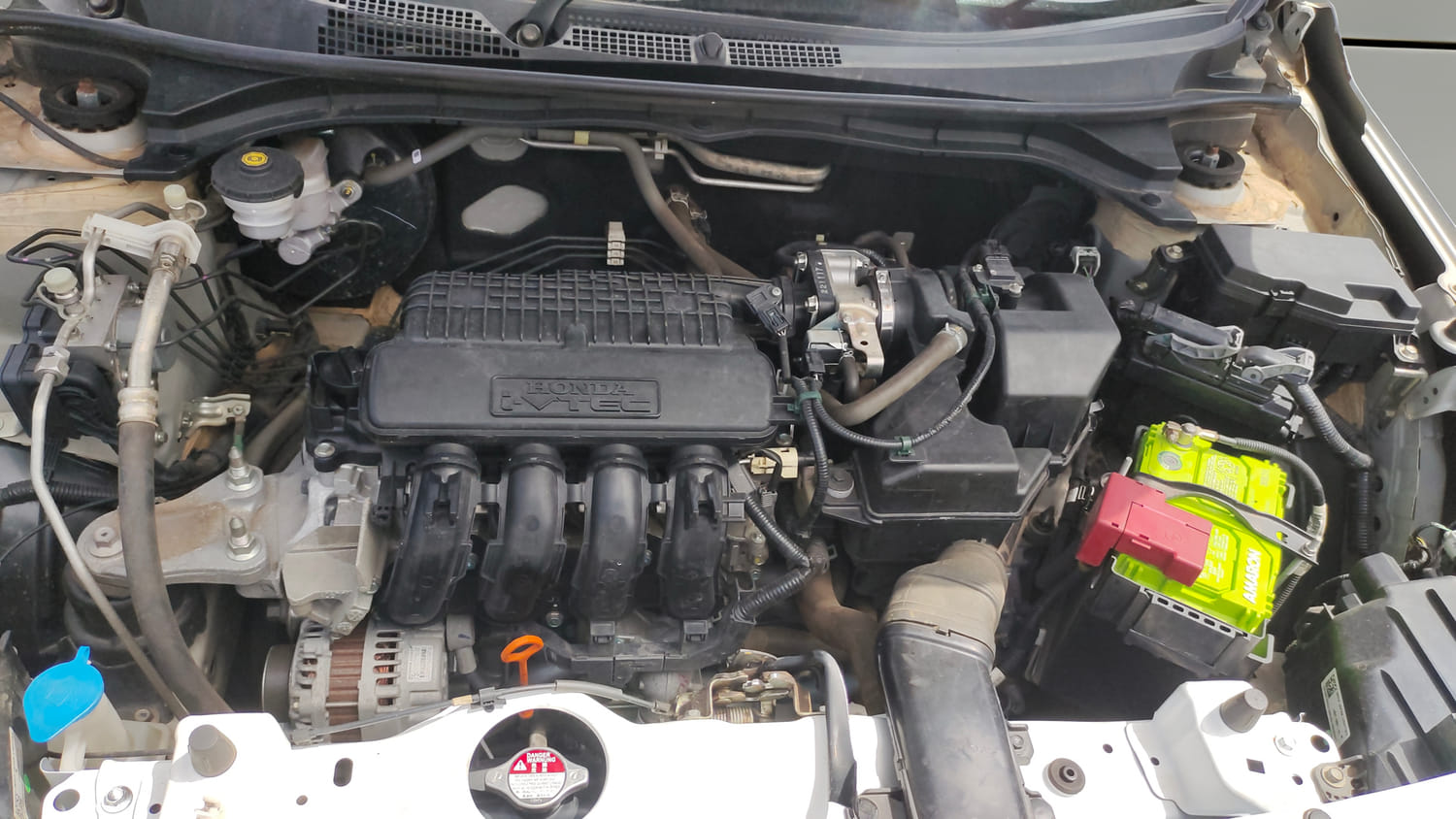 Used 2022 Honda Amaze VX CVT 1.2 Petrol Petrol Automatic engine ENGINE RIGHT SIDE VIEW