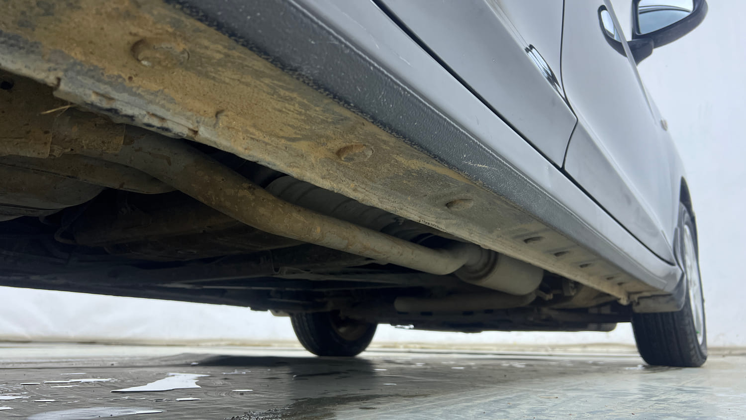 Used 2014 Honda City SV Diesel Diesel Manual extra REAR RIGHT UNDERBODY VIEW