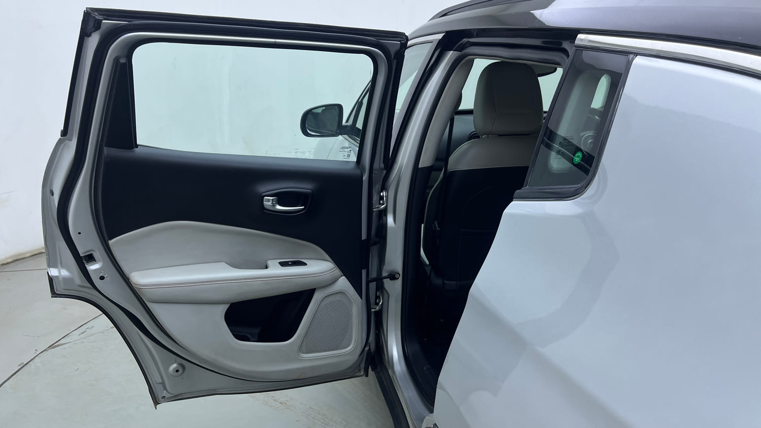 Used 2018 Jeep Compass Limited (O) 2.0 Diesel Diesel Manual interior LEFT REAR DOOR OPEN VIEW