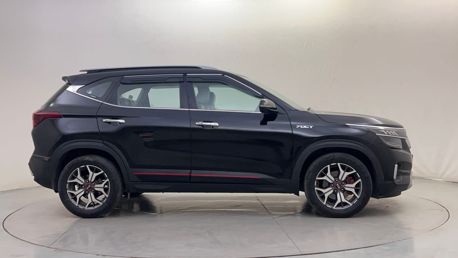 Used 2019 kia Seltos GTX Plus DCT 1.4 Petrol Automatic exterior RIGHT SIDE VIEW