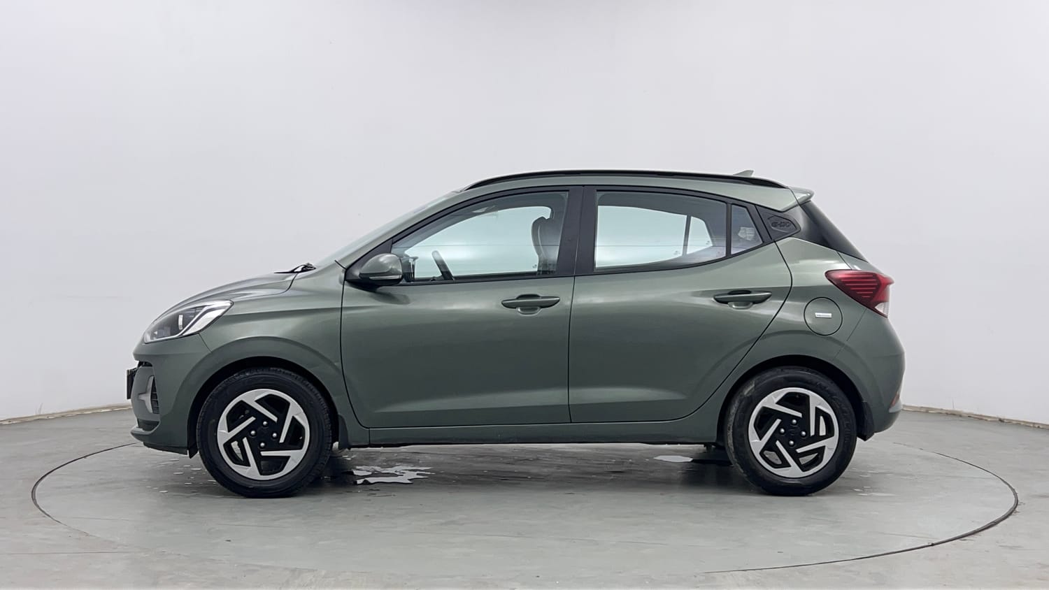 Used 2023 Hyundai Grand i10 Nios Sportz 1.2 Kappa VTVT Petrol Manual exterior LEFT SIDE VIEW