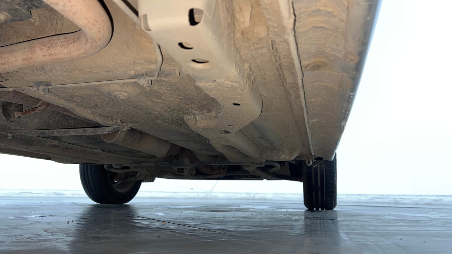 Used 2019 Tata Tiago Revotron XZ Petrol Manual extra REAR RIGHT UNDERBODY VIEW