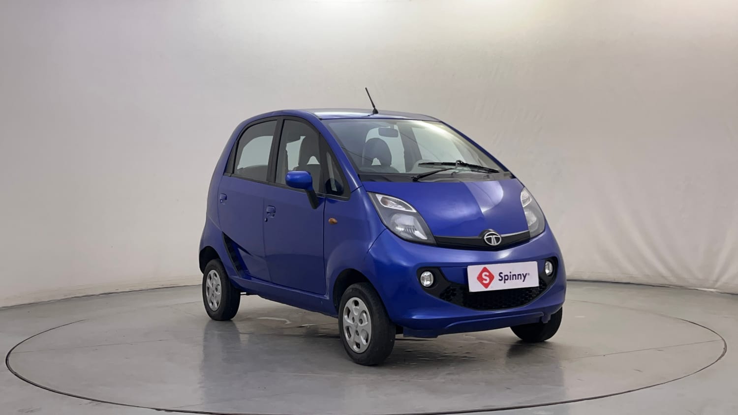 Used 2016 Tata Nano Twist XT Petrol Manual exterior RIGHT FRONT CORNER VIEW