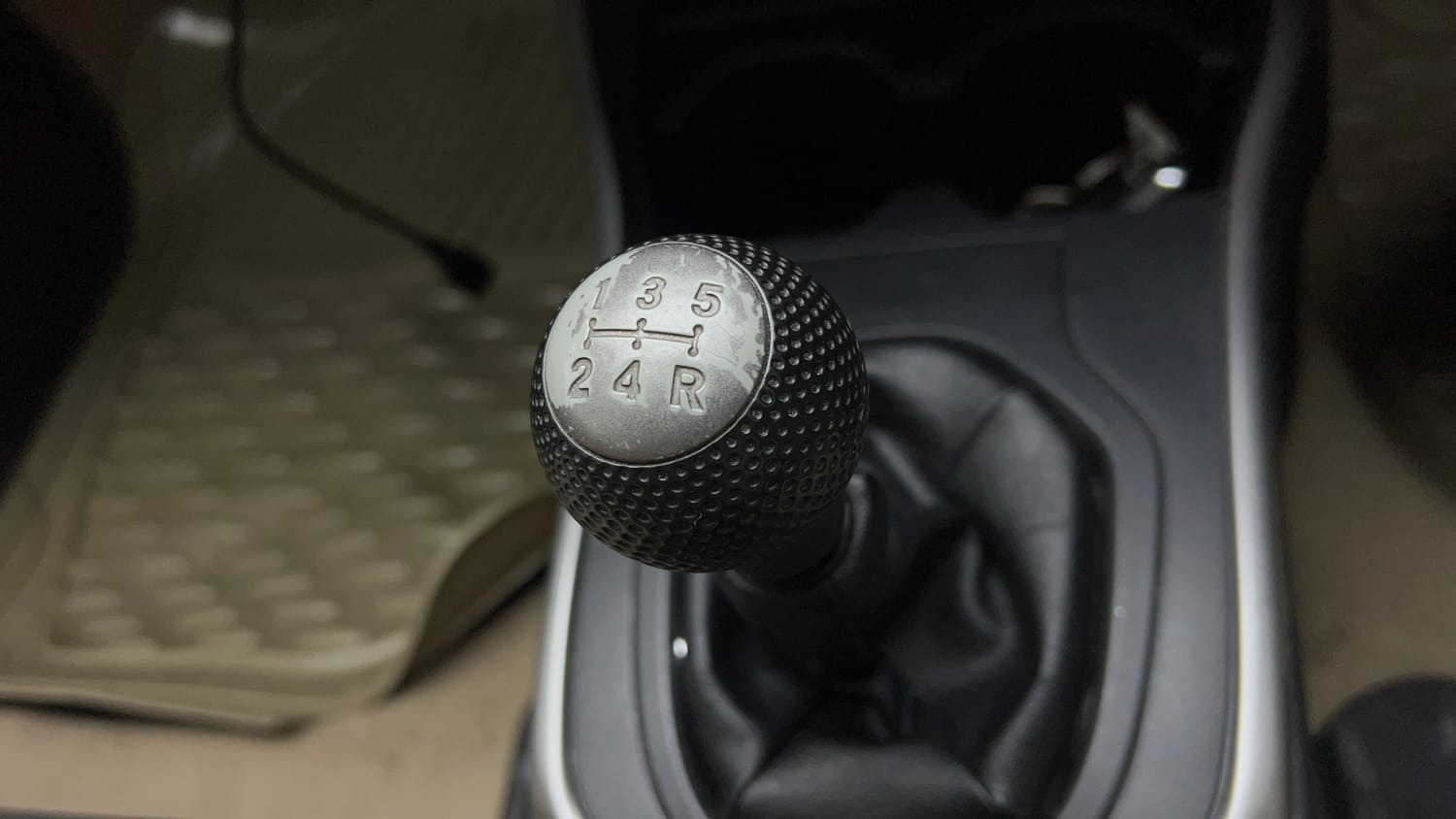 Used 2019 Honda City V Petrol Petrol Manual interior GEAR  KNOB VIEW