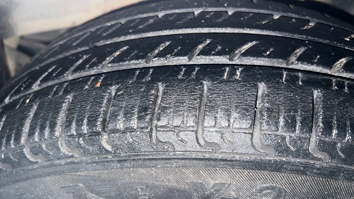 Used 2017 Hyundai Grand i10 Sportz 1.2 Kappa VTVT Petrol Manual tyres LEFT REAR TYRE TREAD VIEW