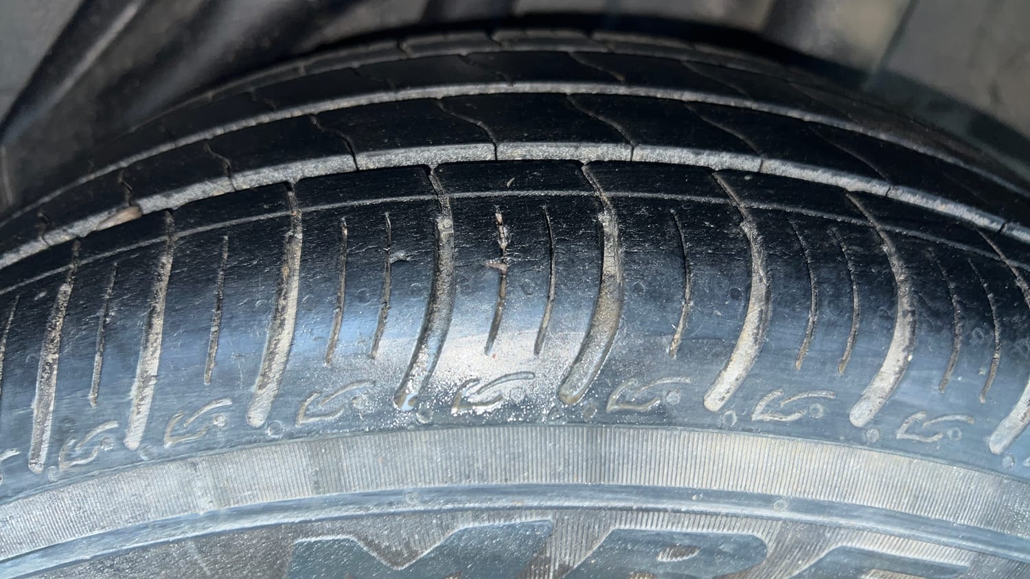 Used 2014 Honda Amaze 1.2 S i-VTEC Petrol Manual tyres LEFT REAR TYRE TREAD VIEW