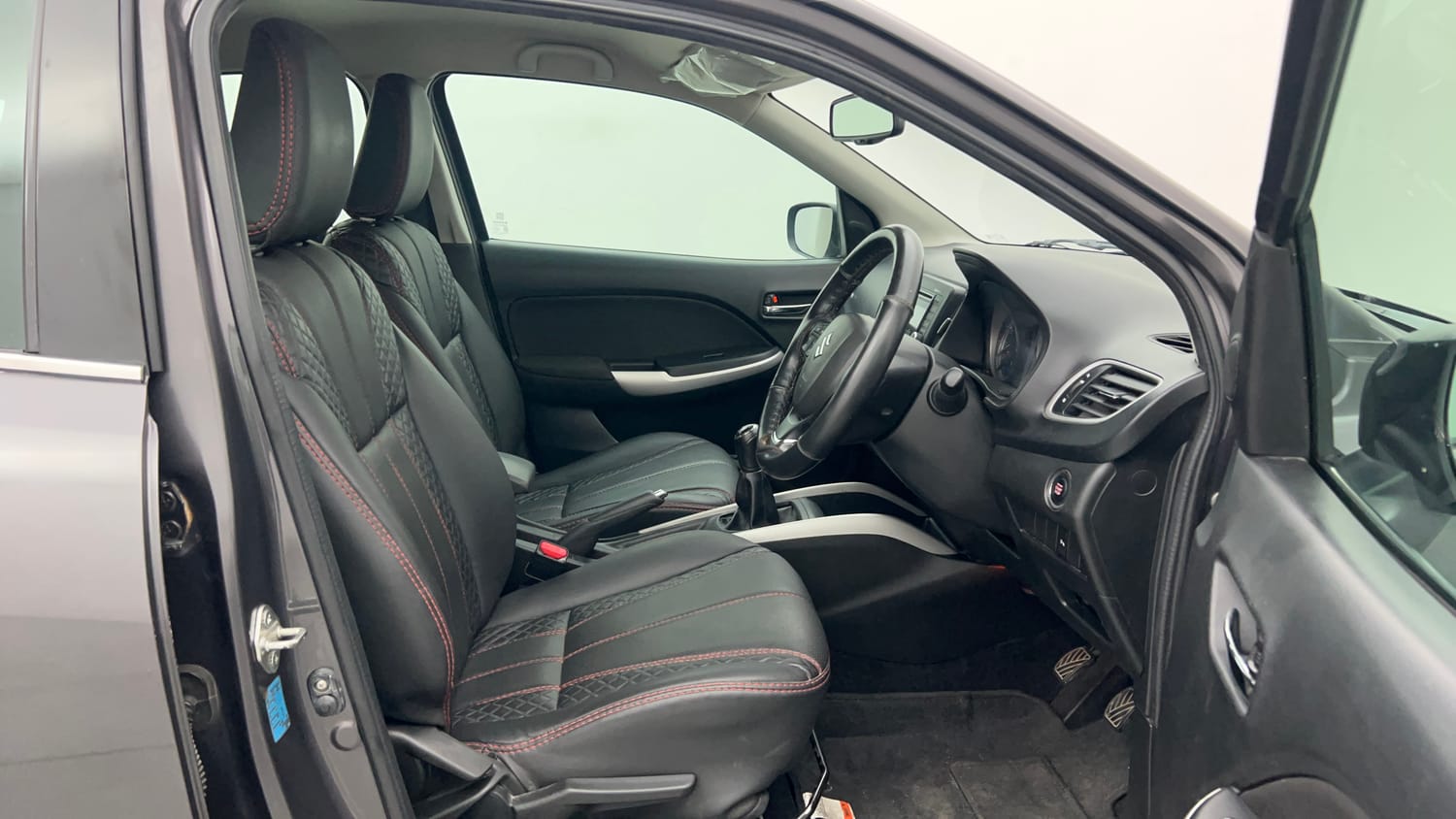 Used 2016 Maruti Suzuki Baleno Zeta 1.2 Petrol Manual interior RIGHT SIDE FRONT DOOR CABIN VIEW