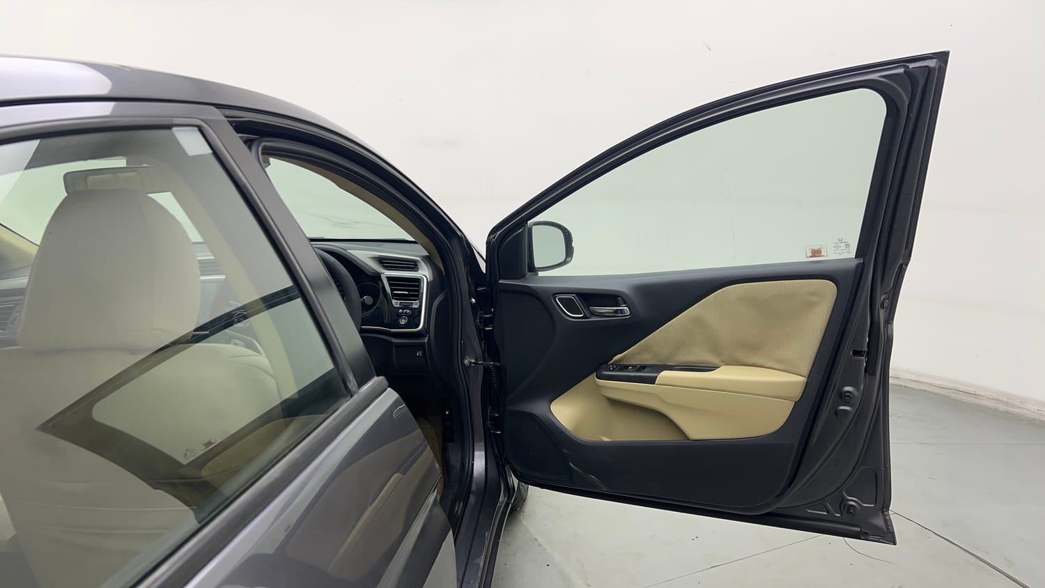 Used 2019 Honda City V Petrol Petrol Manual interior RIGHT FRONT DOOR OPEN VIEW