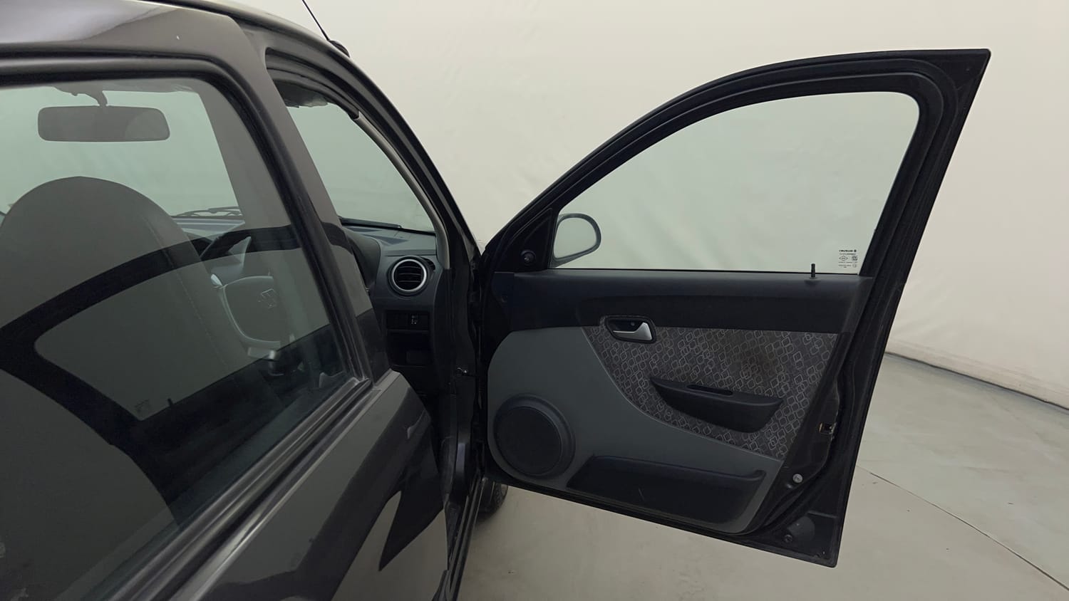 Used 2017 Maruti Suzuki Alto 800 LXi Petrol Manual interior RIGHT FRONT DOOR OPEN VIEW