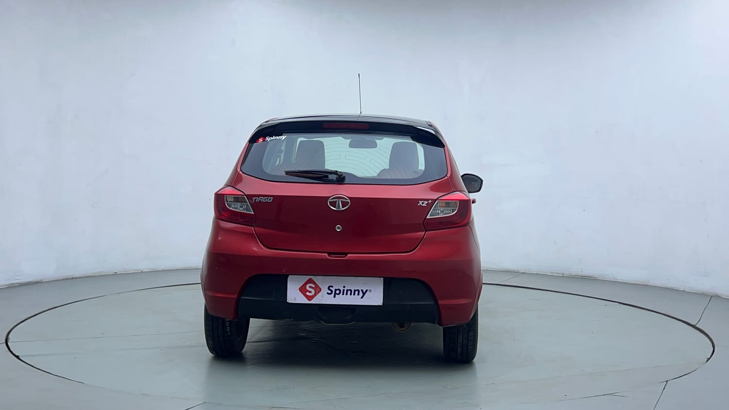 Used 2019 Tata Tiago XZ+ Petrol+cng(outside fitted) Cng Manual exterior BACK VIEW