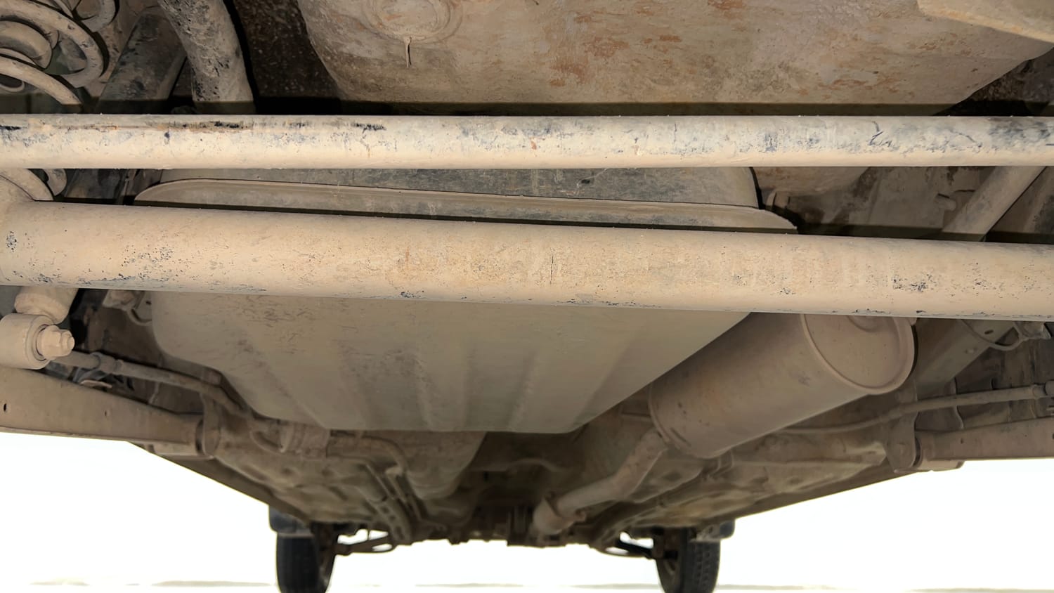 Used 2017 Maruti Suzuki Alto 800 LXi Petrol Manual extra REAR UNDERBODY VIEW (TAKEN FROM REAR)