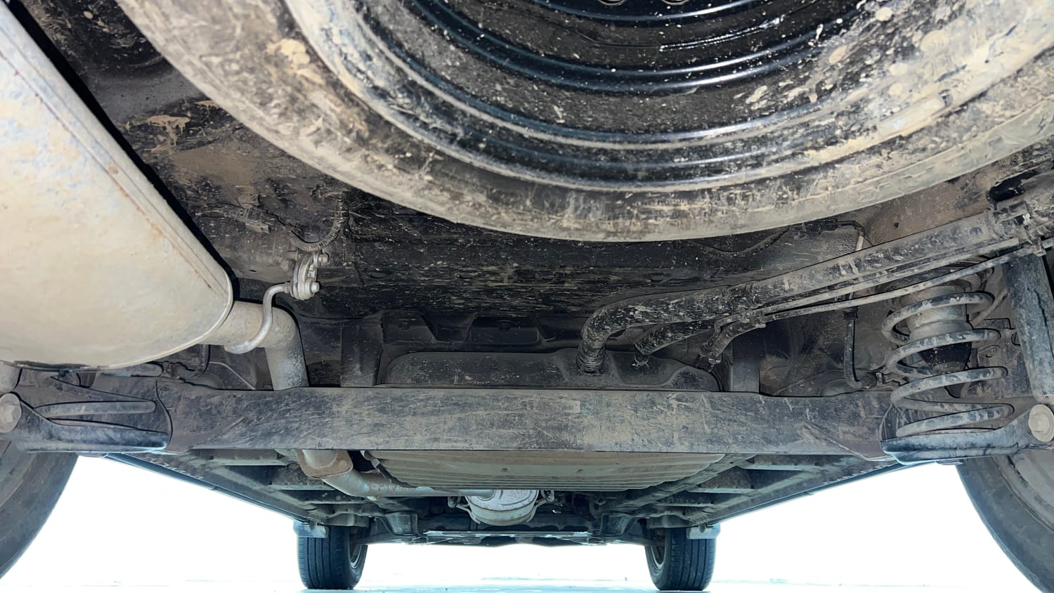 Used 2019 MG Motors Hector Sharp 1.5 DCT Petrol Petrol Automatic extra REAR UNDERBODY VIEW (TAKEN FROM REAR)