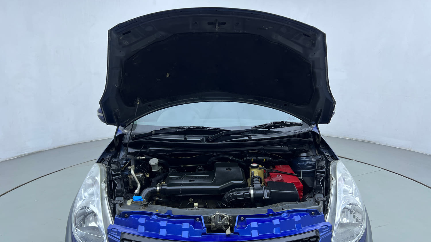 Used 2012 Maruti Suzuki Swift ZDi Diesel Manual engine ENGINE & BONNET OPEN FRONT VIEW