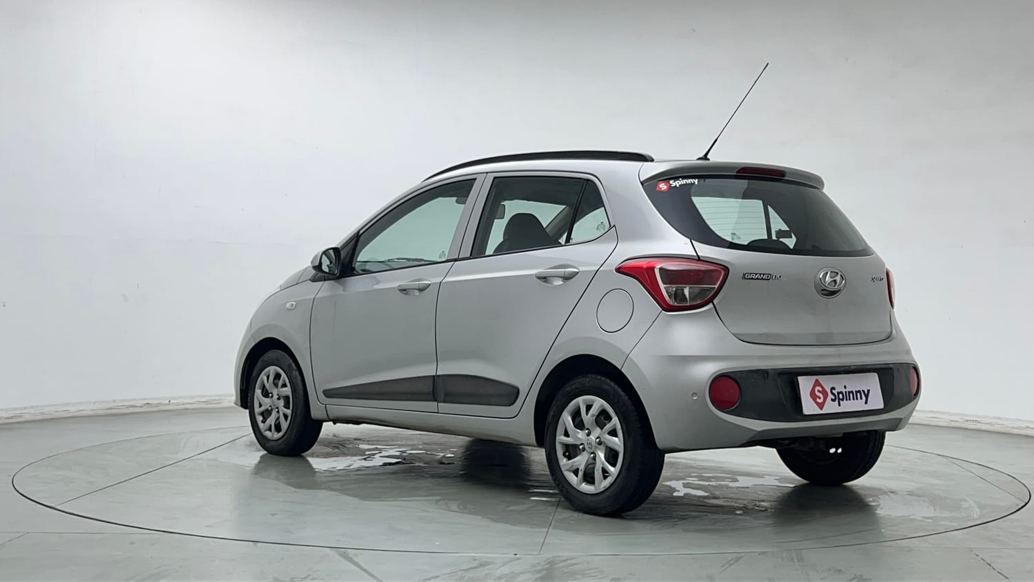Used 2017 Hyundai Grand i10 Sportz 1.2 Kappa VTVT Petrol Manual exterior LEFT REAR CORNER VIEW