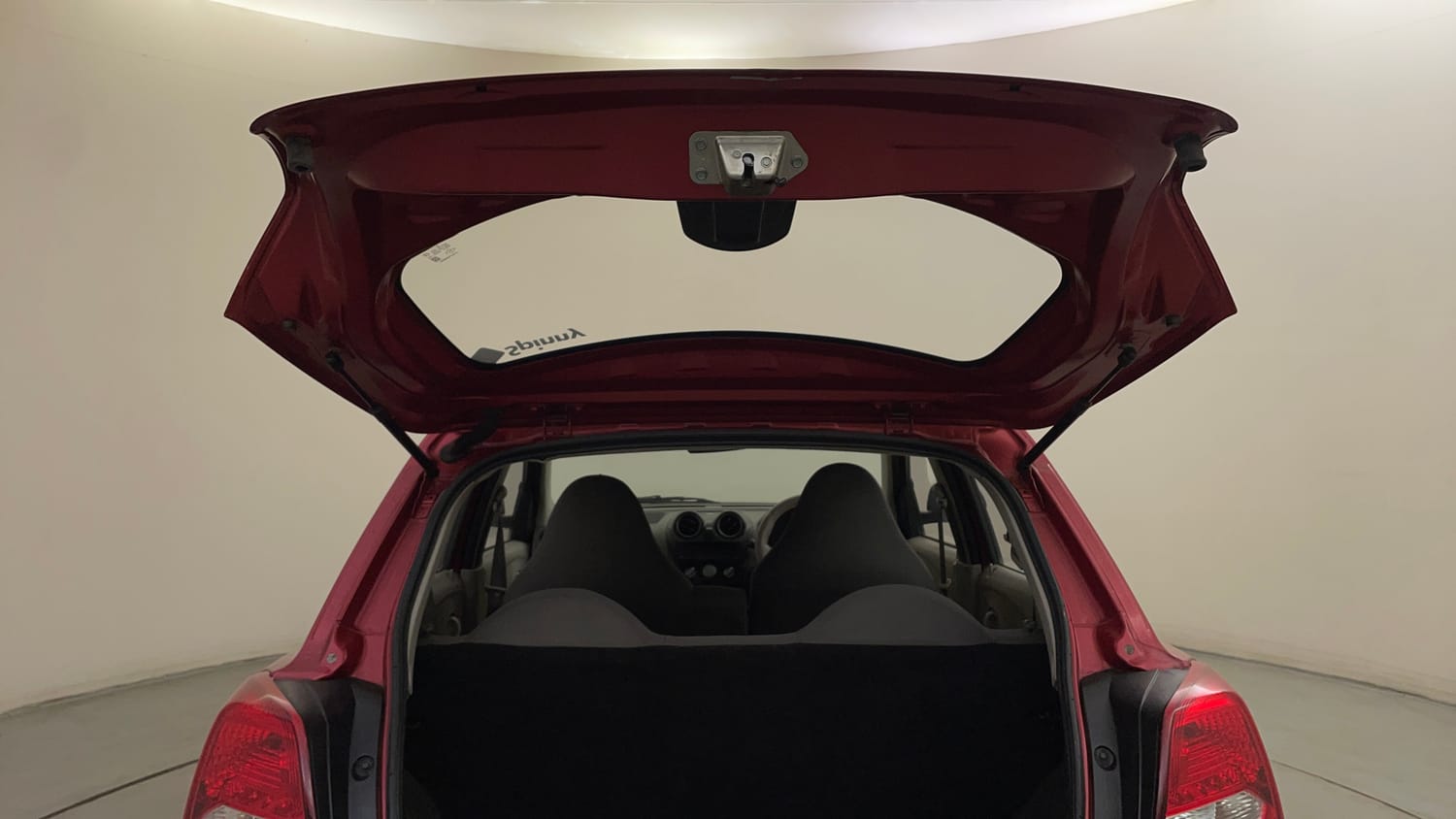 Used 2014 Datsun GO T Petrol Manual interior DICKY DOOR OPEN VIEW