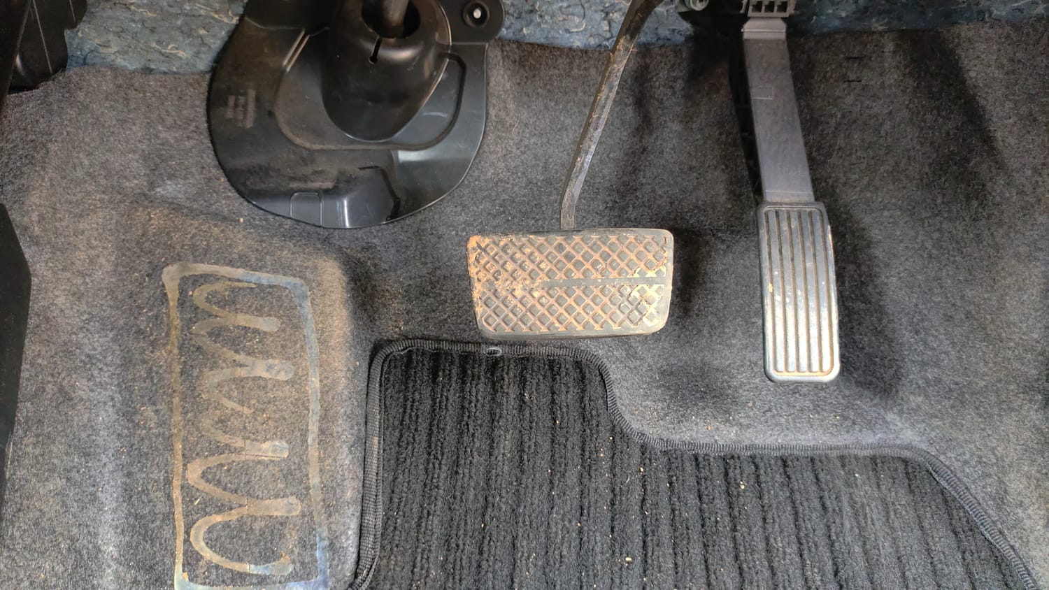 Used 2022 Honda Amaze VX CVT 1.2 Petrol Petrol Automatic interior PEDALS VIEW