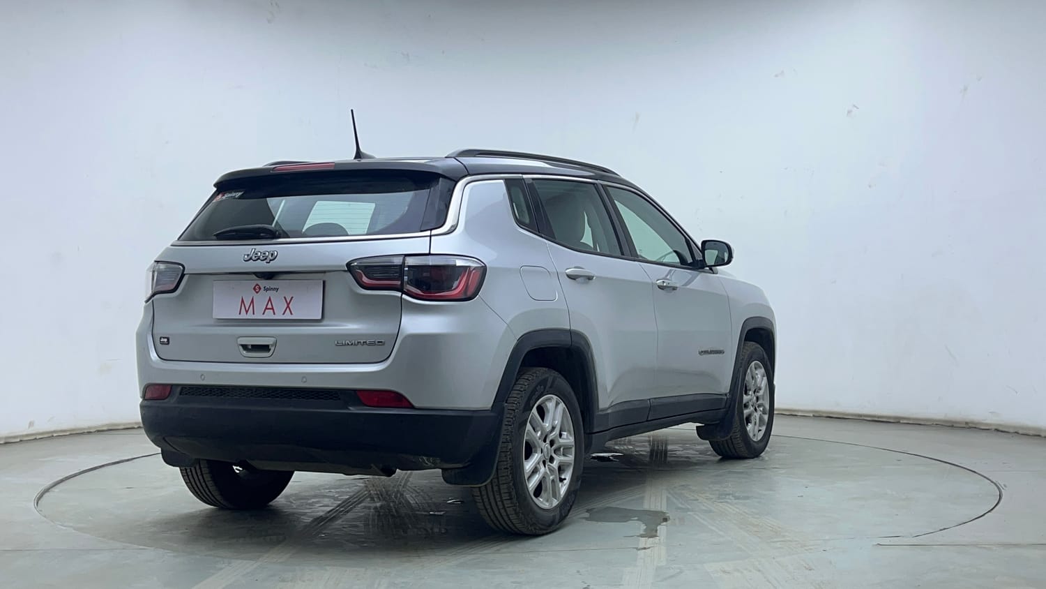Used 2018 Jeep Compass Limited (O) 2.0 Diesel Diesel Manual exterior RIGHT REAR CORNER VIEW
