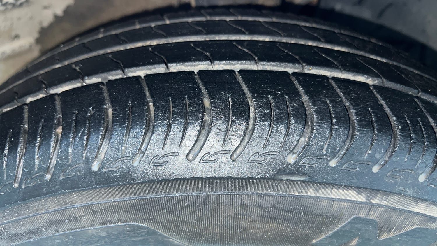 Used 2024 Maruti Suzuki Wagon R VXI 1.0 CNG Cng Manual tyres RIGHT FRONT TYRE TREAD VIEW