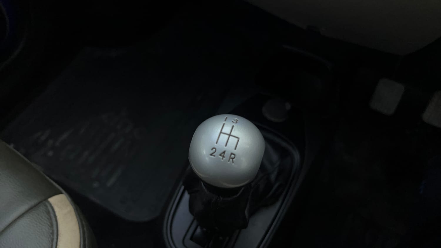 Used 2016 Tata Nano Twist XT Petrol Manual interior GEAR  KNOB VIEW