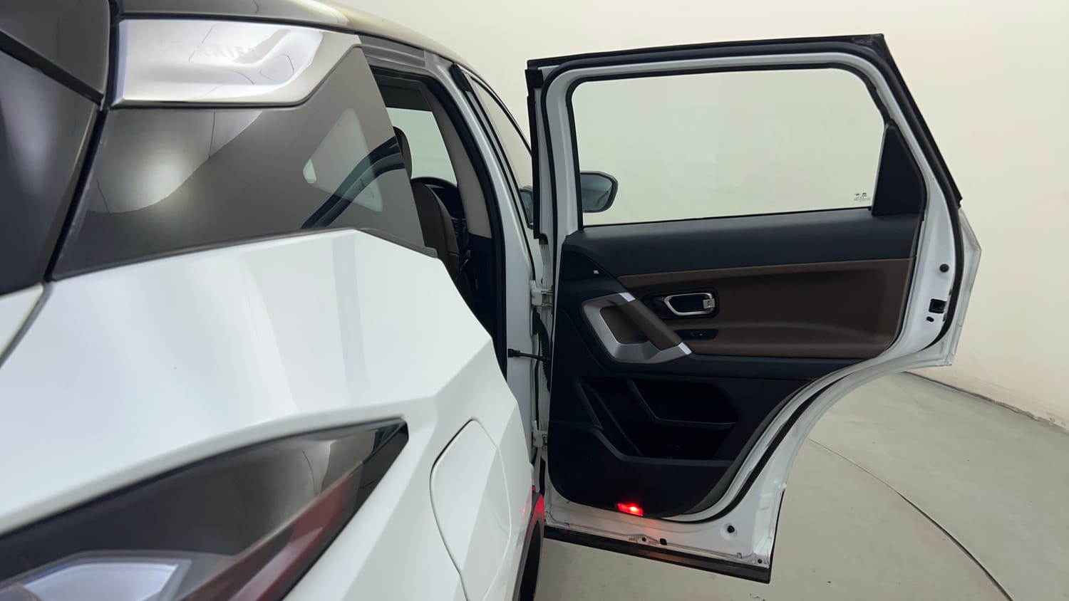 Used 2021 Tata Harrier XZA Plus Dual Tone Diesel Automatic interior RIGHT REAR DOOR OPEN VIEW
