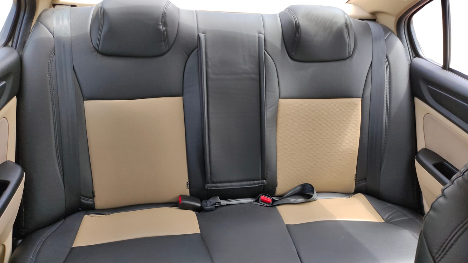 Used 2022 Honda Amaze VX CVT 1.2 Petrol Petrol Automatic interior REAR SEAT CONDITION VIEW