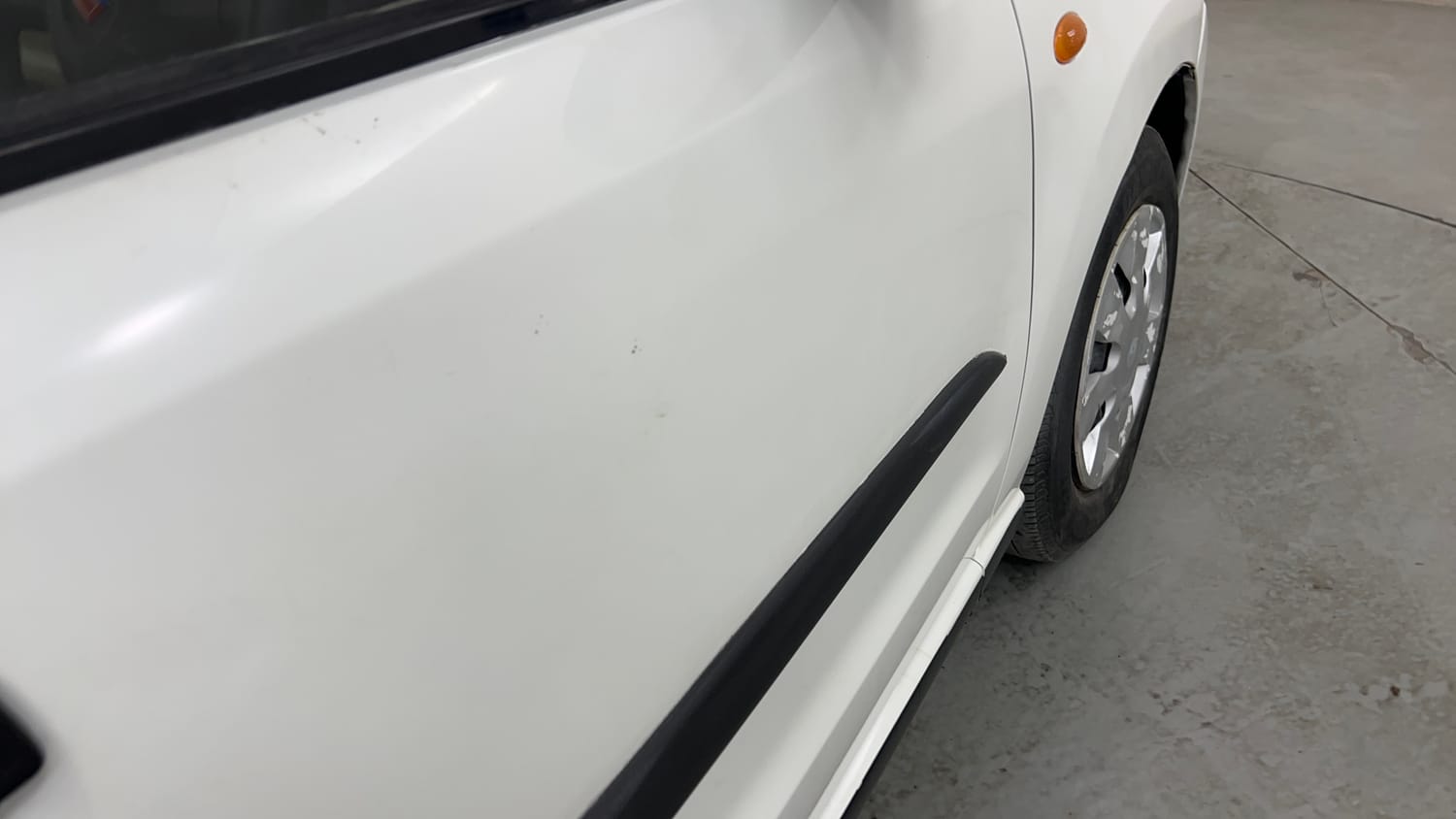 Used 2013 Maruti Suzuki A-Star VXI Petrol Manual dents MINOR SCRATCH