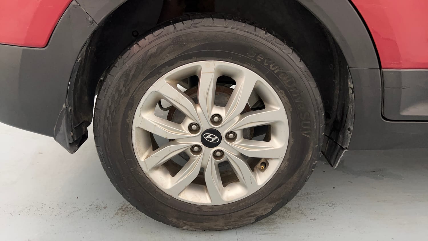 Used 2019 Hyundai Creta SX 1.6 Petrol Petrol Manual tyres RIGHT REAR TYRE RIM VIEW