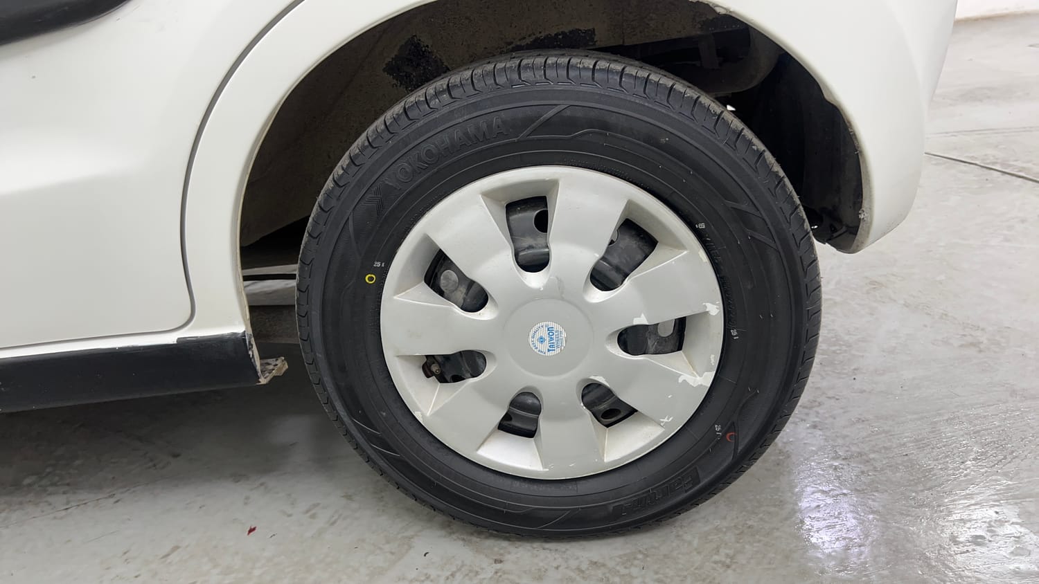 Used 2013 Maruti Suzuki A-Star VXI Petrol Manual tyres LEFT REAR TYRE RIM VIEW