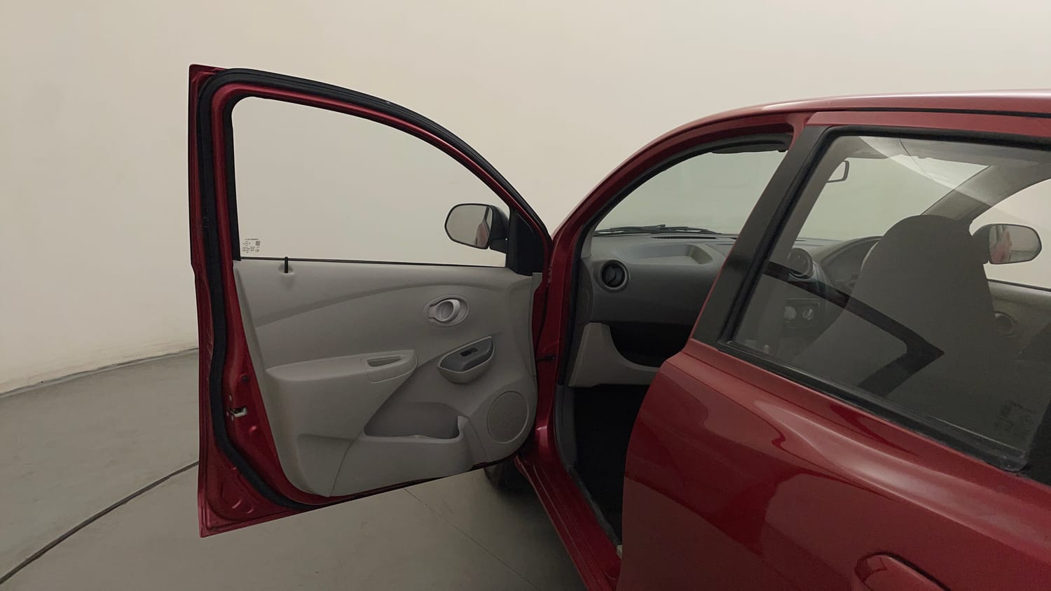 Used 2014 Datsun GO T Petrol Manual interior LEFT FRONT DOOR OPEN VIEW