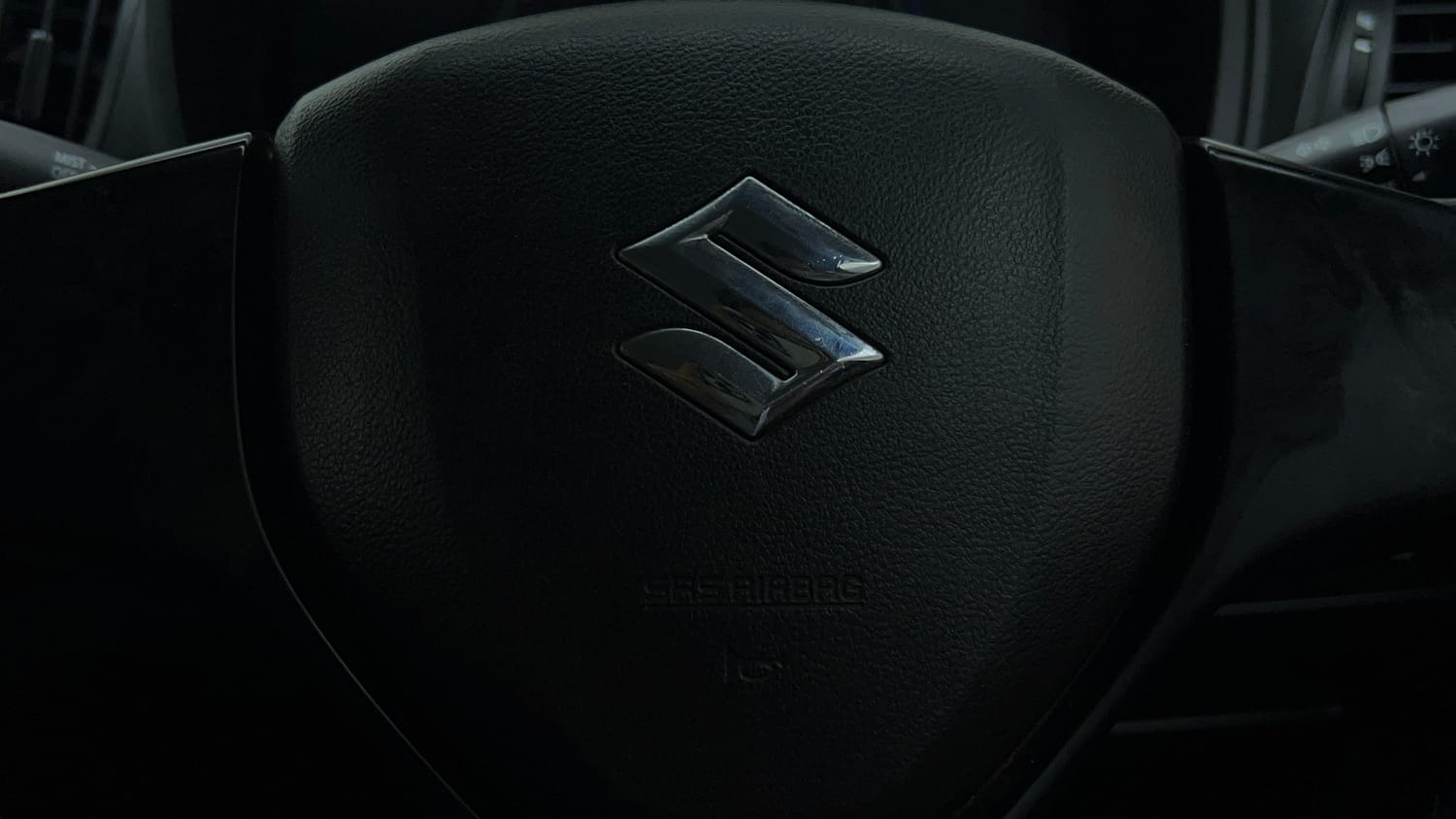 Used 2019 Maruti Suzuki Baleno Sigma 1.2 Petrol Manual top_features Airbags