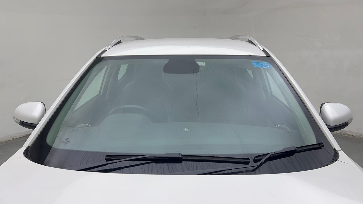Used 2023 MG Motors Astor Super EX 1.5 MT Petrol Manual exterior FRONT WINDSHIELD VIEW